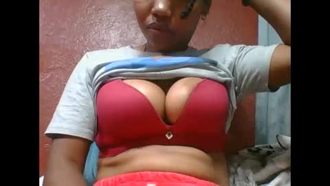 loveinlife750427 online show from September 13, 4:53 am