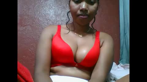 loveinlife750427 online show from September 22, 10:57 am