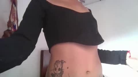 hiana online show from April 1, 7:44 pm