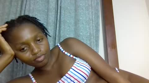 lovelbrownie online show from October 24, 6:37 pm