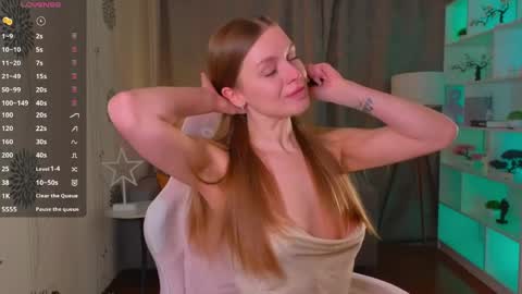 Laura online show from April 9, 11:37 am