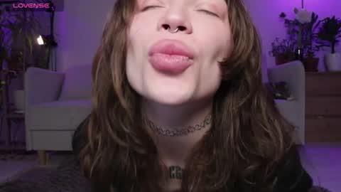 Elsa online show from February 2, 6:01 am