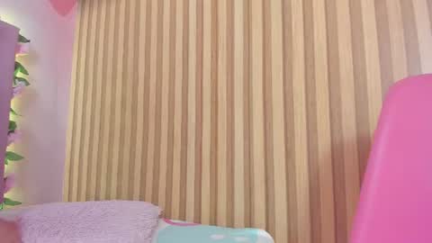 Kissy online show from July 23, 6:16 pm