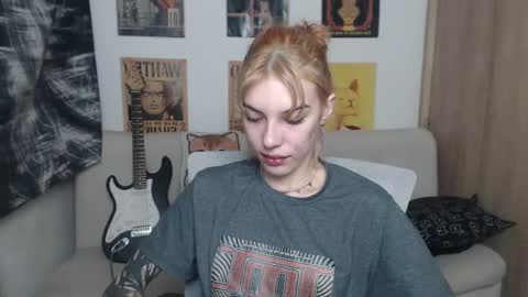 Cassie online show from March 9, 2:07 am