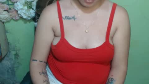 hearty2 Hey guys  Im Jess  online show from March 21, 7:24 am
