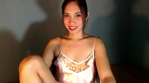 lovely_darlingxx online show from July 29, 4:12 am