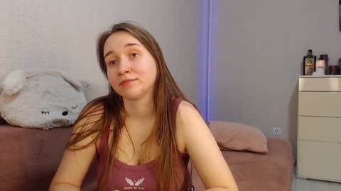 Snapshot of lovely_hayley chatting on January 8, 10:27 pm Lovely Hayley online show from January 8, 10:27 pm