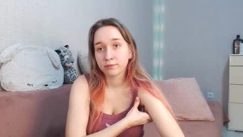 Lovely Hayley online show from February 15, 9:58 pm