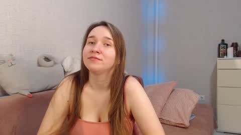 Snapshot of lovely_hayley chatting on February 26, 9:29 pm Lovely Hayley online show from February 26, 9:29 pm