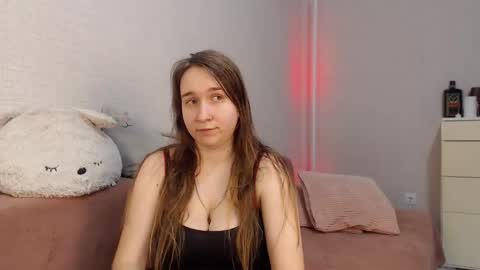 Snapshot of lovely_hayley chatting on February 20, 10:26 pm Lovely Hayley online show from February 20, 10:26 pm
