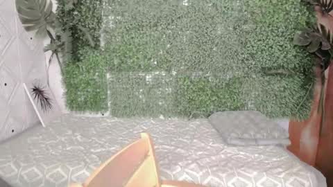 kimmy online show from June 25, 8:29 am