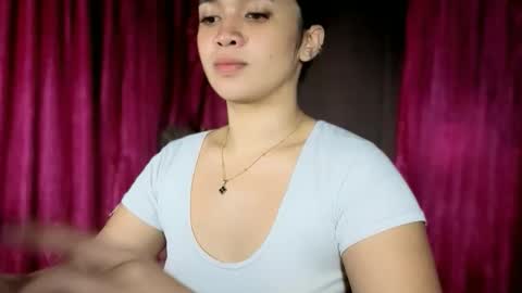 LOVE online show from March 29, 1:04 am