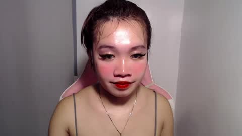 lovely_lianne online show from July 13, 4:35 am