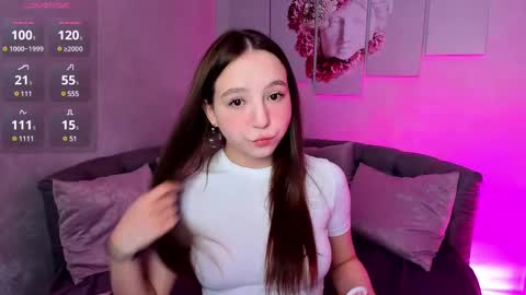 Snapshot of lovely_poppy chatting on February 11, 1:20 am Lolly online show from February 11, 1:20 am