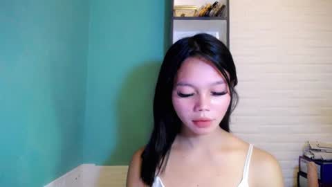 Thea  online show from July 14, 8:08 am