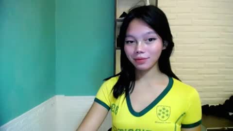 Thea  online show from July 12, 6:53 pm