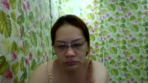 lovelyasiancutie online show from June 16, 7:37 pm