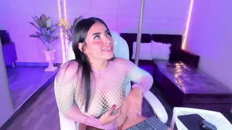 Snapshot of lovelyeyesx chatting on September 15, 5:42 pm Lovely online show from September 15, 5:42 pm