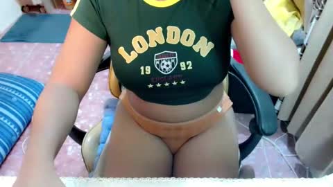 lovelymarish online show from October 15, 11:13 am