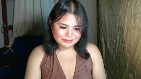 Snapshot of lovelypinaychubsx chatting on February 26, 3:32 pm lovely online show from February 26, 3:32 pm