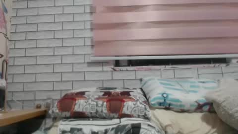 Angelquey online show from February 8, 9:04 pm