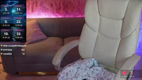 B E L L online show from June 25, 3:46 pm