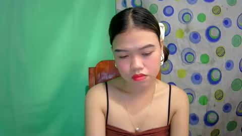Snapshot of lovemae352295 chatting on December 20, 4:09 am lovemae352295 online show from December 20, 4:09 am