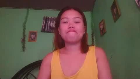 Snapshot of lovemae352295 chatting on October 11, 6:40 am lovemae352295 online show from October 11, 6:40 am