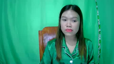 Snapshot of lovemae352295 chatting on January 18, 12:57 pm lovemae352295 online show from January 18, 12:57 pm