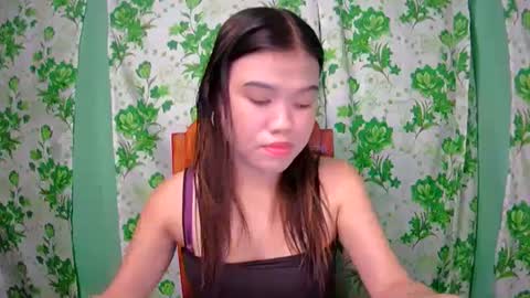 Snapshot of lovemae352295 chatting on January 16, 11:26 am lovemae352295 online show from January 16, 11:26 am