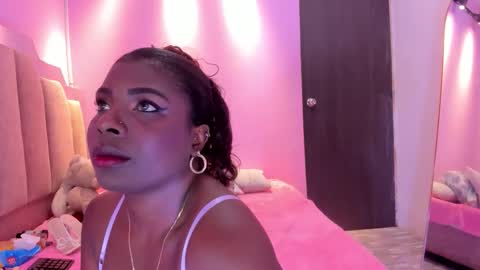 L O V E  online show from October 11, 12:08 pm