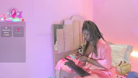 L O V E  online show from September 14, 12:03 pm