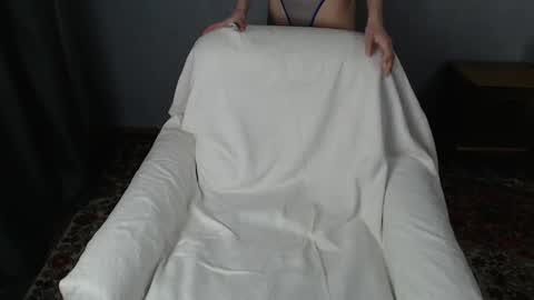 Snapshot of lovers613228 chatting on December 14, 10:50 pm lovers613228 online show from December 14, 10:50 pm