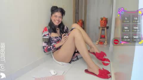 Snapshot of loverubii chatting on October 18, 4:15 am loverubii online show from October 18, 4:15 am