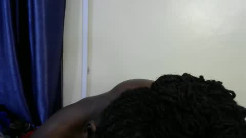 Snapshot of loveslut_ chatting on October 15, 9:39 pm loveslut_ online show from October 15, 9:39 pm