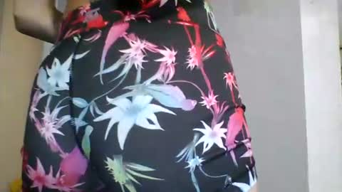 Snapshot of lovetocum69699 chatting on October 8, 5:17 pm lovetocum69699 online show from October 8, 5:17 pm