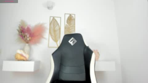 Rossy online show from May 8, 11:39 pm