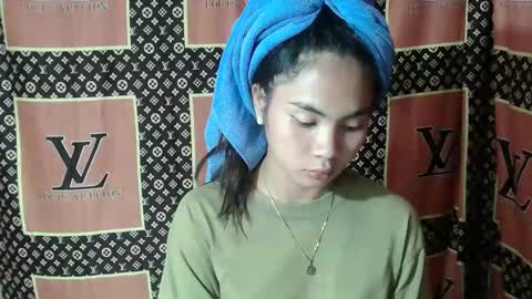 loving_rhean online show from January 14, 1:38 pm