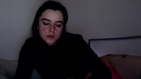 Snapshot of luana789 chatting on February 28, 10:17 pm luana online show from February 28, 10:17 pm