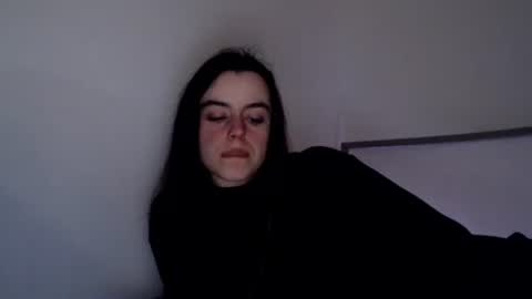 Snapshot of luana789 chatting on January 8, 10:27 pm luana online show from January 8, 10:27 pm
