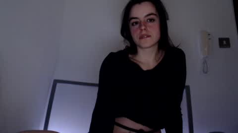 Snapshot of luana789 chatting on January 4, 10:13 pm luana online show from January 4, 10:13 pm