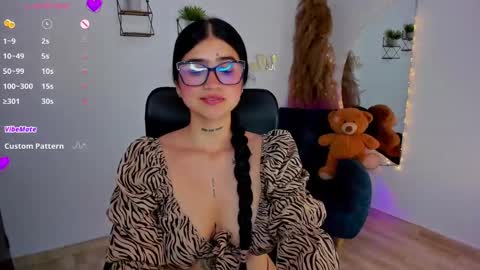 Snapshot of luanabonasx chatting on January 20, 2:14 pm Luana online show from January 20, 2:14 pm