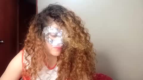 luanapowerful online show from September 20, 12:10 am