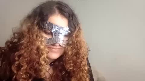 luanapowerful online show from September 25, 4:33 am