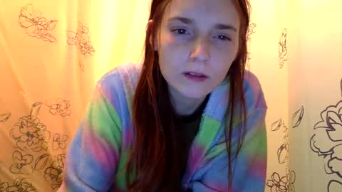 Snapshot of luci_layne chatting on September 27, 11:01 pm Luci Layne online show from September 27, 11:01 pm