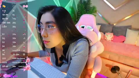 hanna online show from April 21, 1:42 am