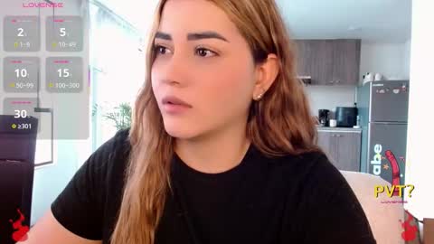 lucia star  online show from November 15, 2:51 pm