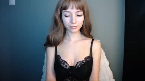 Lucy online show from December 18, 1:27 pm