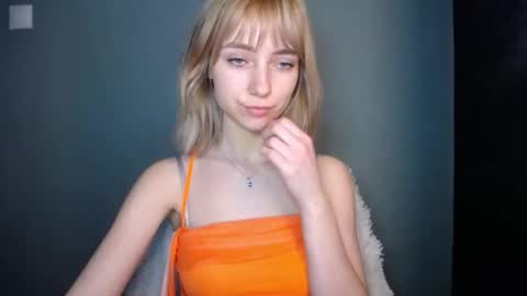 Lucy online show from March 5, 7:42 pm