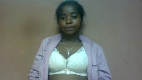 luciah148539 online show from July 24, 2:53 am